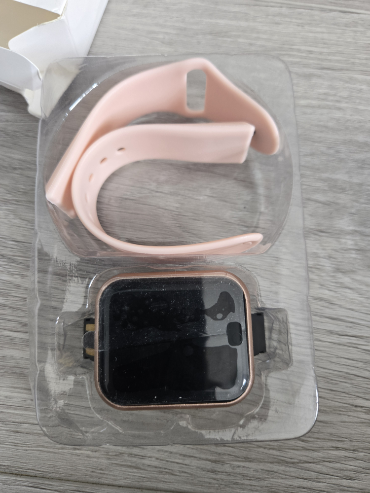Smartwatch with Pink Band - New free - photo 2