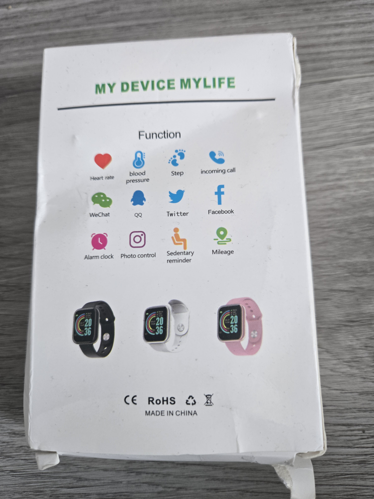 Smartwatch with Pink Band - New free - photo 3