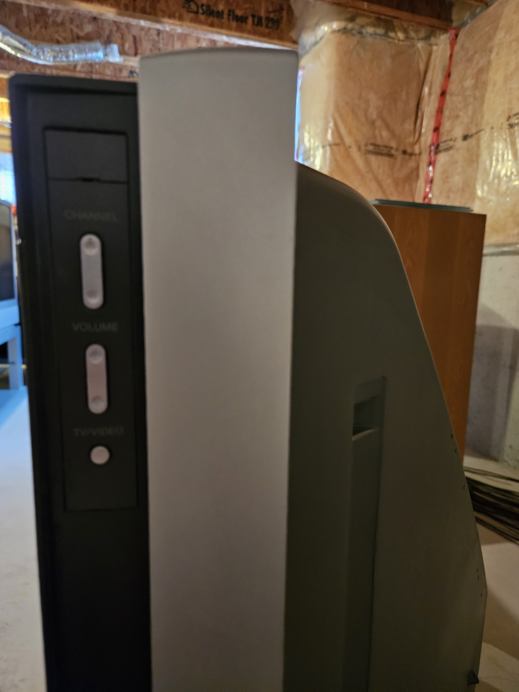 60" Sony hatchback TV (old type) for parts - photo 4
