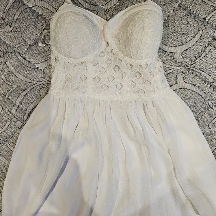 White Lace Overlay Dress, Size XS image indicator(2)