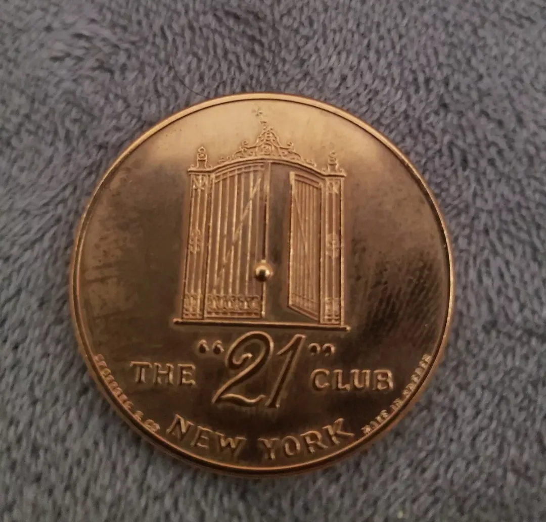 The 21 Club New York Commemorative Coins image indicator(3)