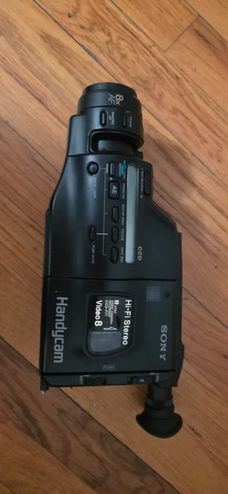 Vintage Sony Handycam Video8 Camcorder CCD-F77 image indicator(4)