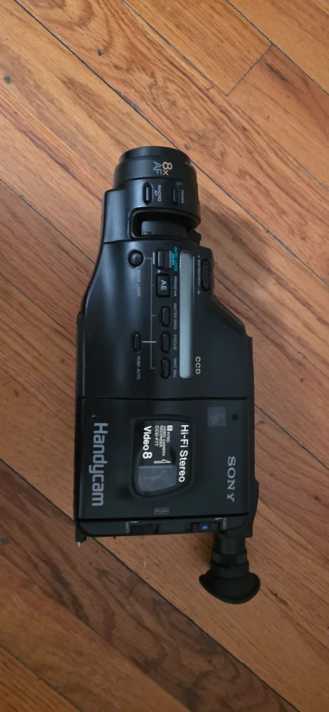 Vintage Sony Handycam Video8 Camcorder CCD-F77 image indicator(5)