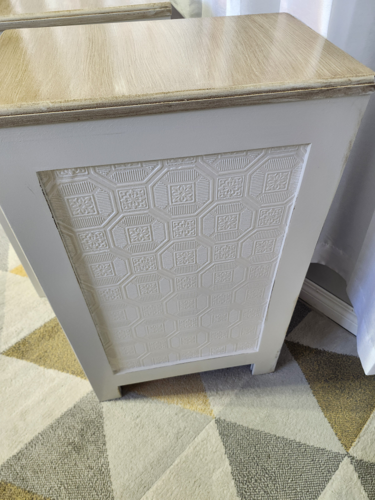 Pair of Vintage Two-Drawer Nightstands - photo 5