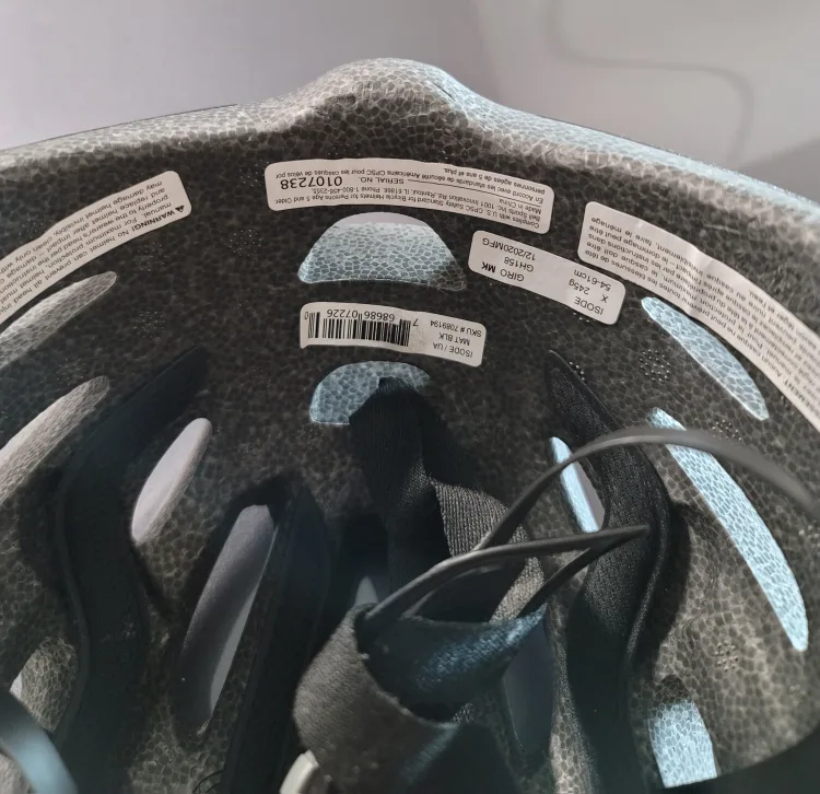 Giro Isode Adult Bike Helmet - Black/Grey image indicator(3)