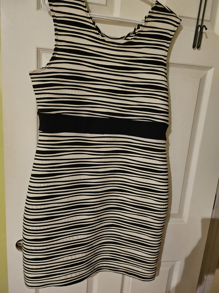 Black and White Striped Sleeveless Dress