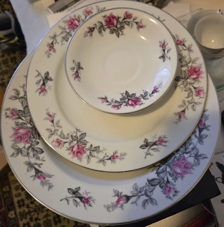 Vintage Some Casa Japan Tea Set - Roses image indicator(7)