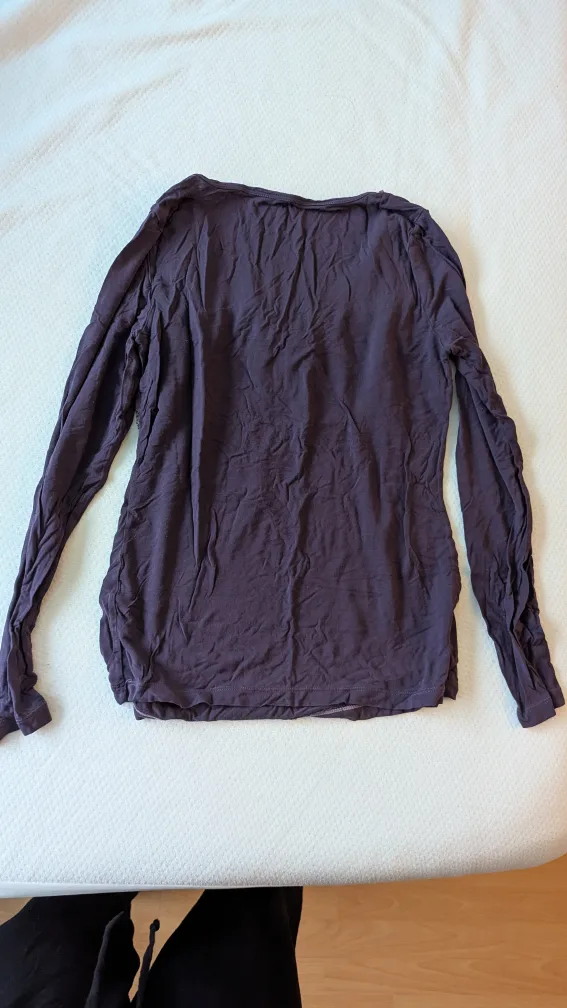 purple long sleeved shirt image indicator(2)