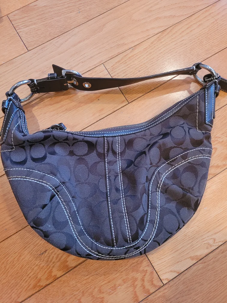 Coach Signature C Brown Shoulder Bag thumbnail