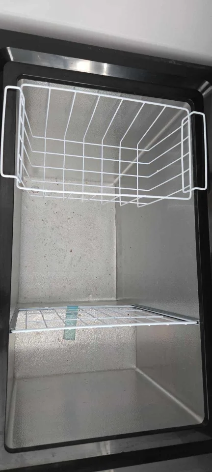 5.5 cubic freezer chest image indicator(4)