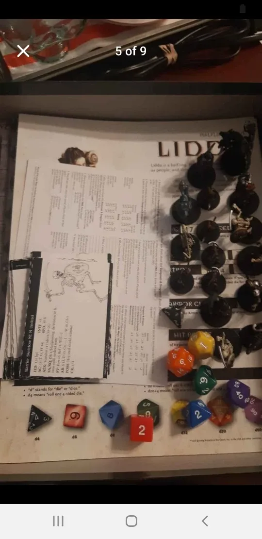 Dungeons & Dragons Basic Game with 16 Painted Miniatures image indicator(5)