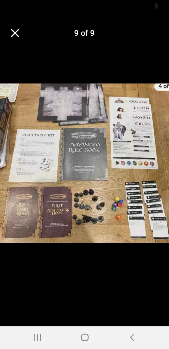 Dungeons & Dragons Basic Game with 16 Painted Miniatures image indicator(9)