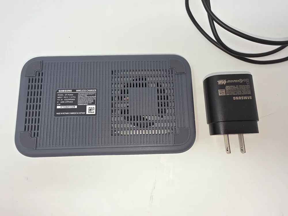 Samsung Super Fast Wireless Charger Duo image indicator(2)