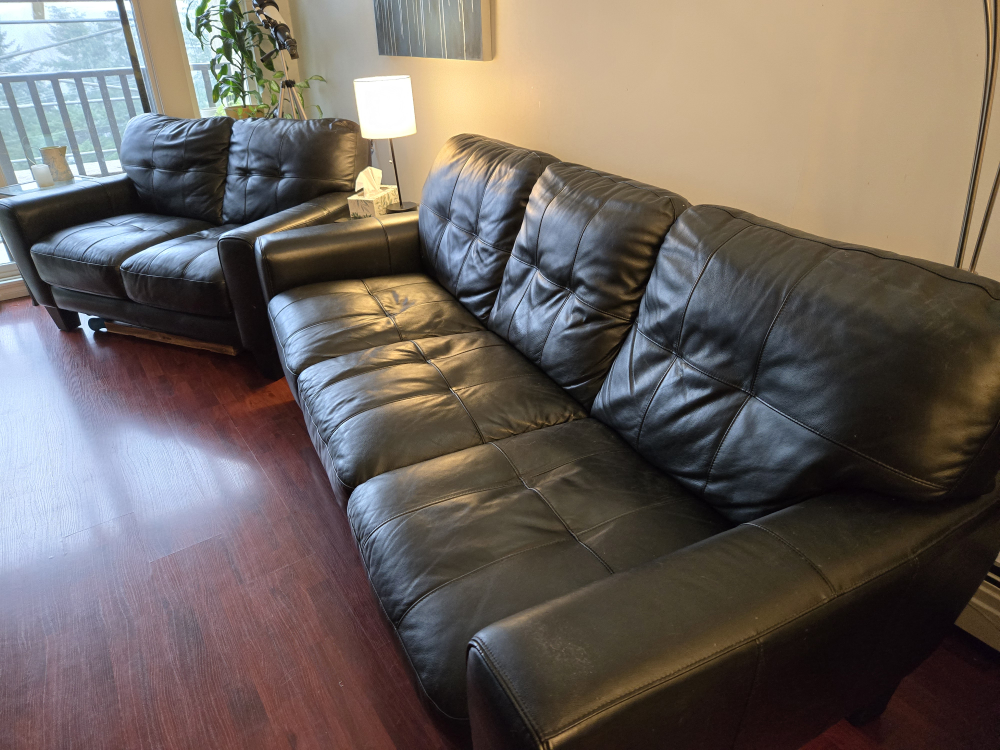 Black Leather Sofa and Loveseat Set - photo 4
