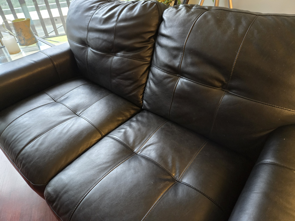 Black Leather Sofa and Loveseat Set - photo 5