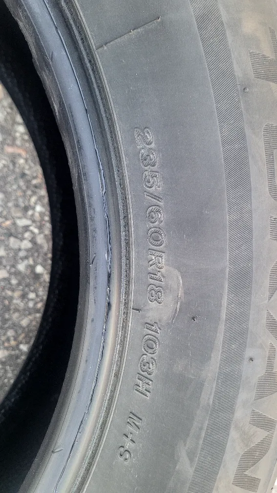 Bridgestone Turanza EL440 235/60R18 103H tires image indicator(3)