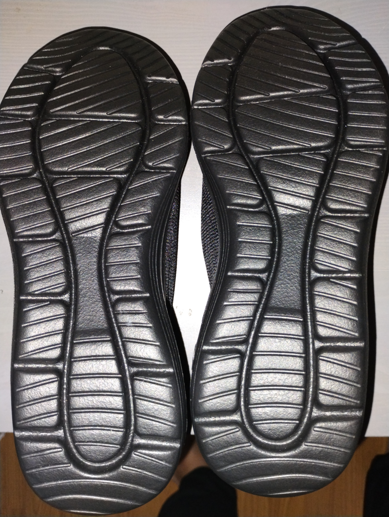 Women's Black Slip-On Sneakers - Size 37 - photo 2