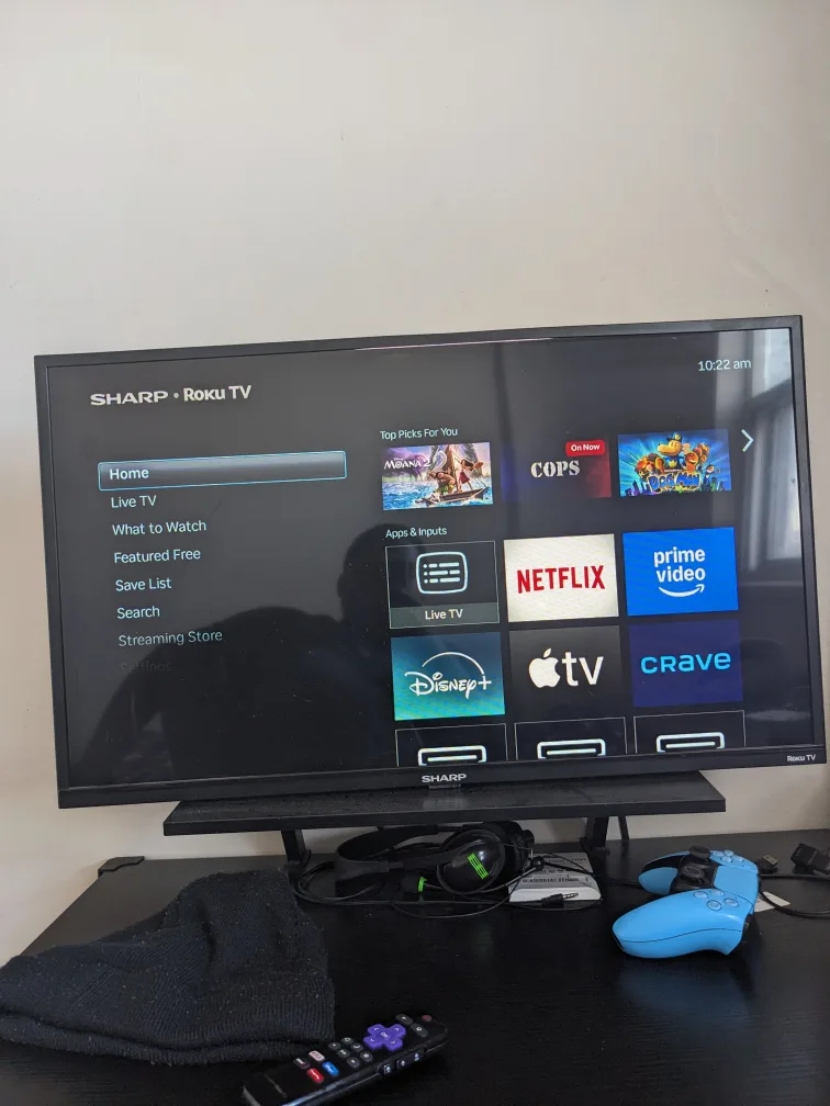 32inch Sharp Roku TV image indicator(2)