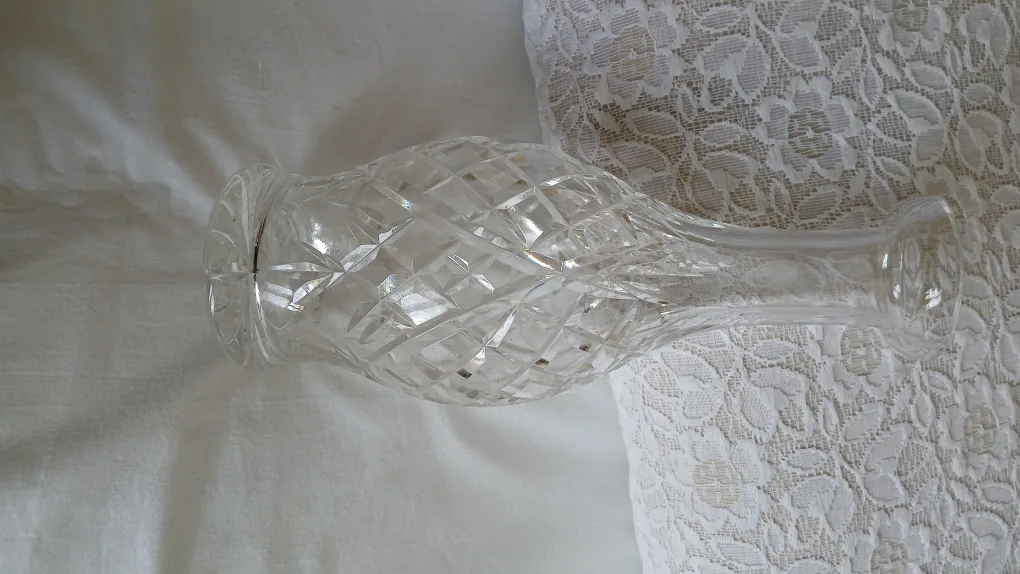 Crystal vase for $10.00 image indicator(2)