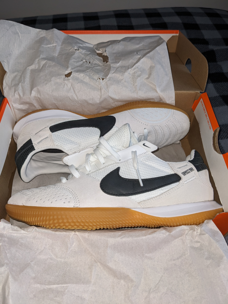 Nike Streetgato Indoor/Court Shoes - Size 6.5
