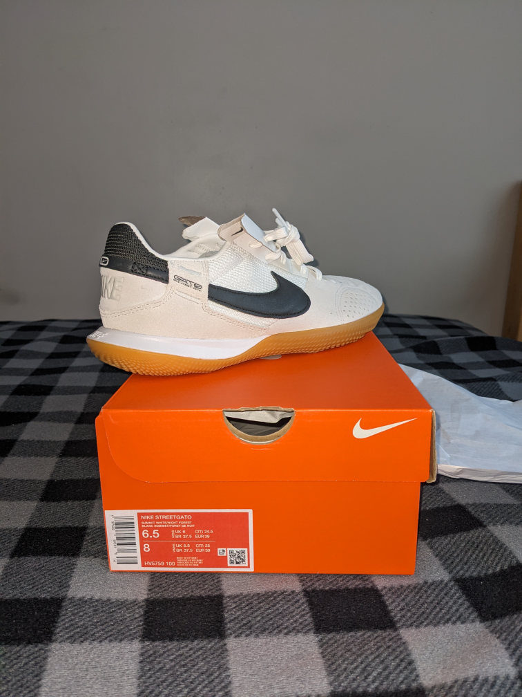 Nike Streetgato Indoor/Court Shoes - Size 6.5 - photo 2