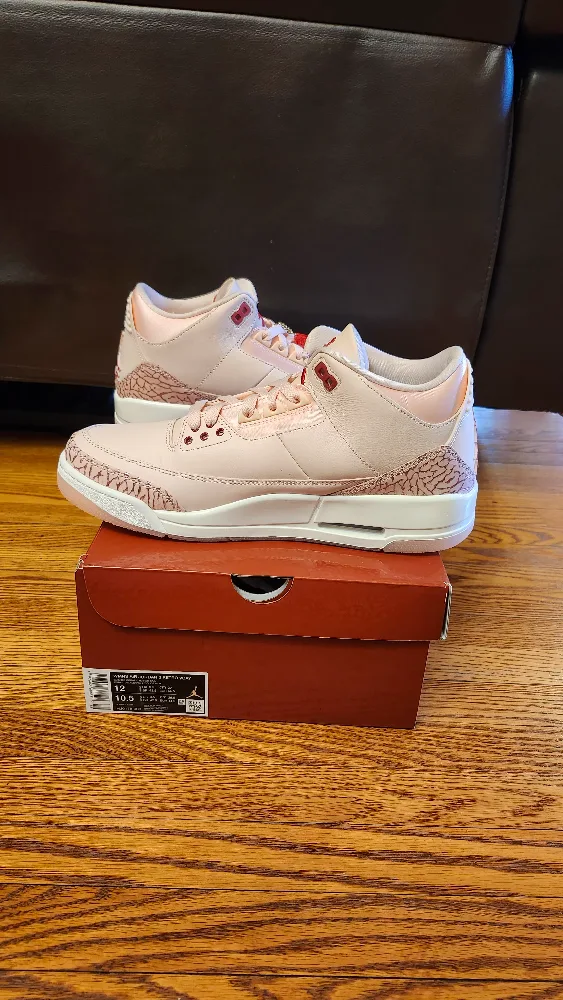 Jordan 3 Valentines Treat Yourself  - Size 12W image indicator(2)