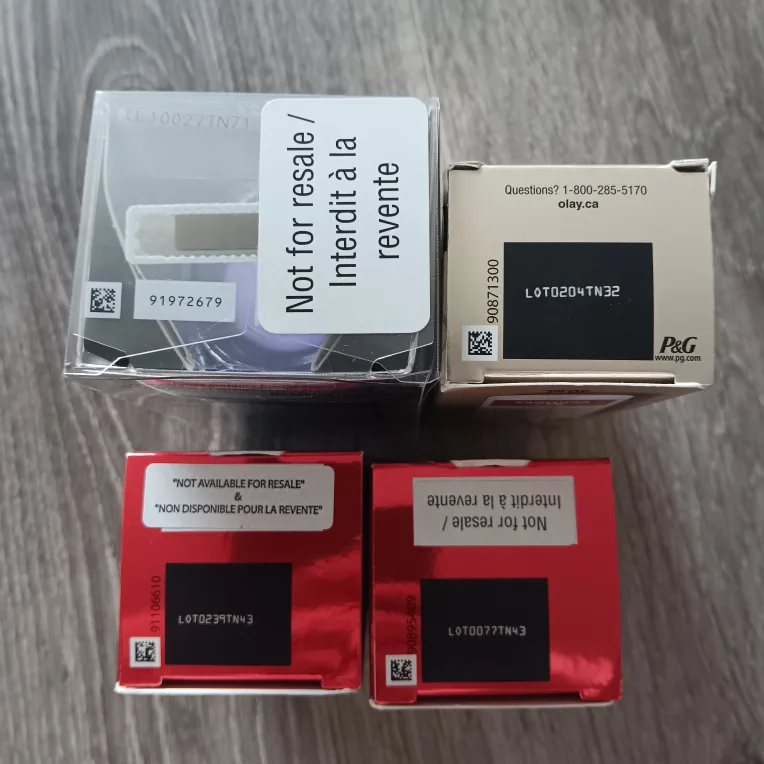 Olay Skincare Set - Regenerist, Serum, and Eyes image indicator(3)