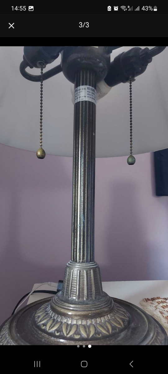 Antique-Style Table Lamp with Off-White Shade - photo 3