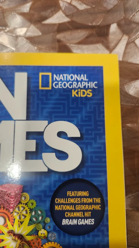 National Geographic Kids Brain Games Book image indicator(2)