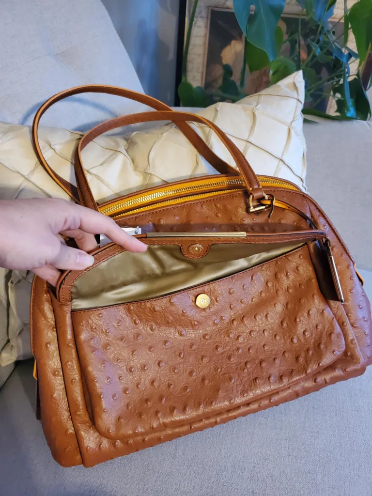 New with tag Coach Burnt Camel Ostrich Leather Handbag image indicator(4)