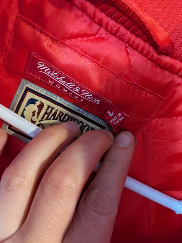 Mitchell & Ness Chiefs Jacket Women L image indicator(4)