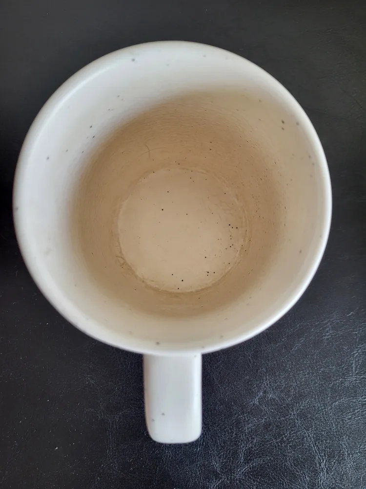 Bee Happy Mug (18oz) image indicator(3)