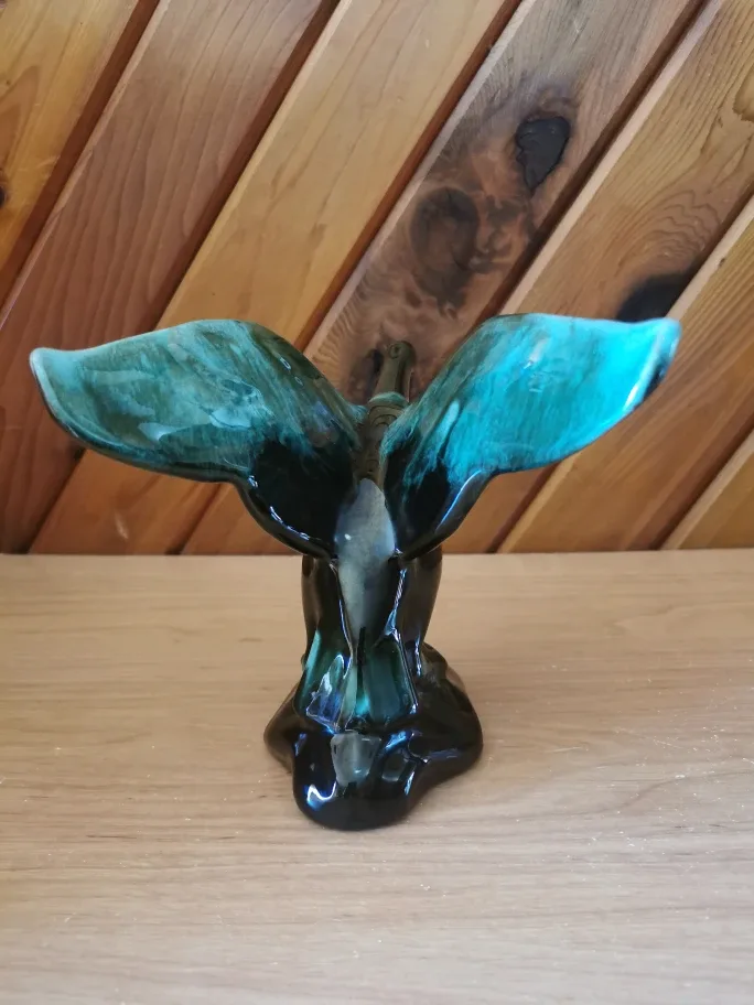 Vintage Blue Mountain Pottery Canada Goose Figurine image indicator(2)