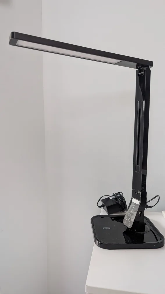 TaoTronics Black LED Dimmable Desk Lamp with USB Charging Port image indicator(2)