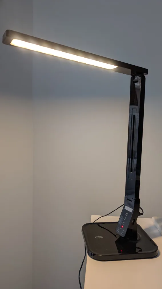 TaoTronics Black LED Dimmable Desk Lamp with USB Charging Port image indicator(4)