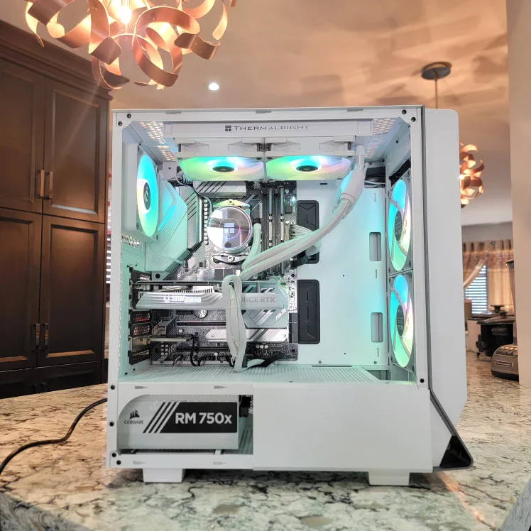 CUSTOM GAMING PC : Ryzen 9 5900x / RTX 4060 / 32GB RAM / WIFi image indicator(4)