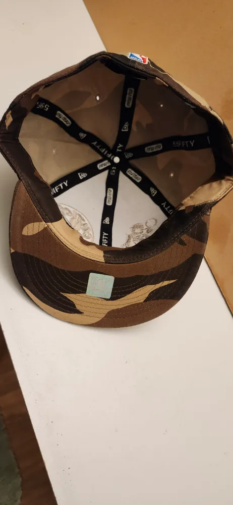 New Era NBA Boston Celtics Camo Fitted Hat 7 5/8 image indicator(4)