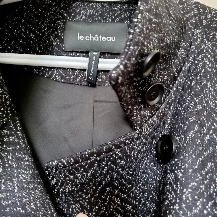 🧡 Le Chateau Women's Tweed Coat image indicator(5)