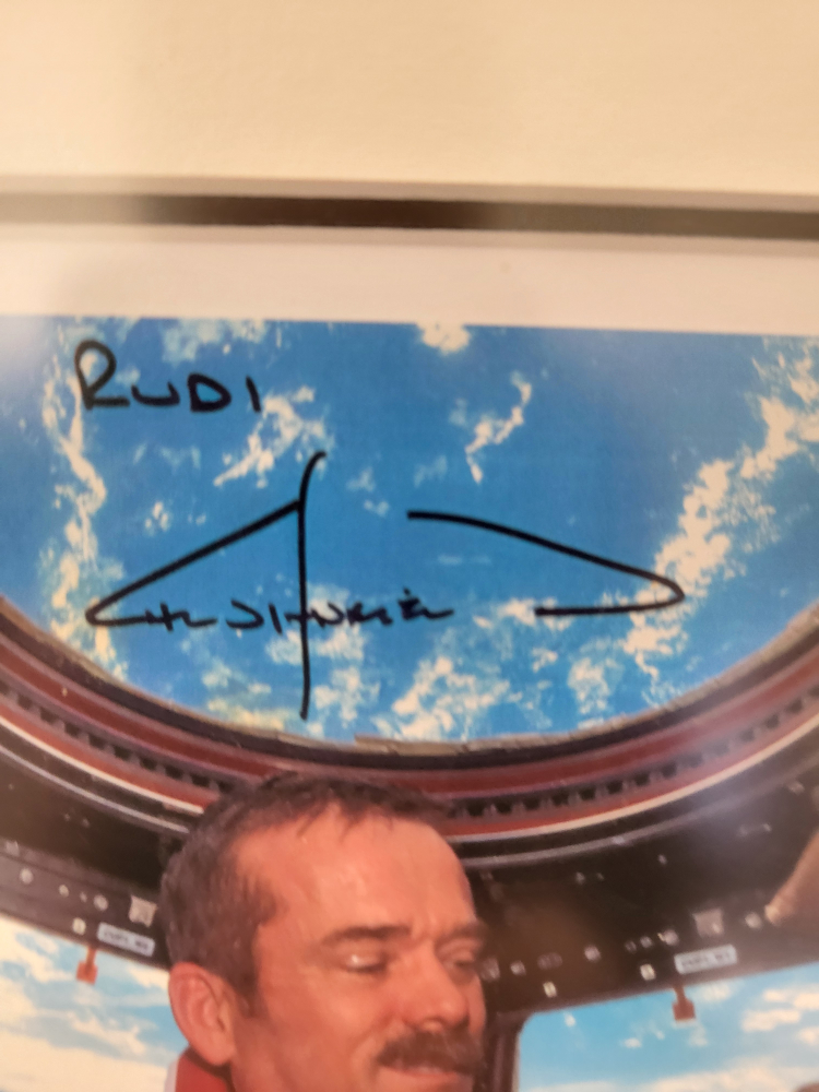 Framed photo of Rudi Arnholld, astronaut, signed - photo 3