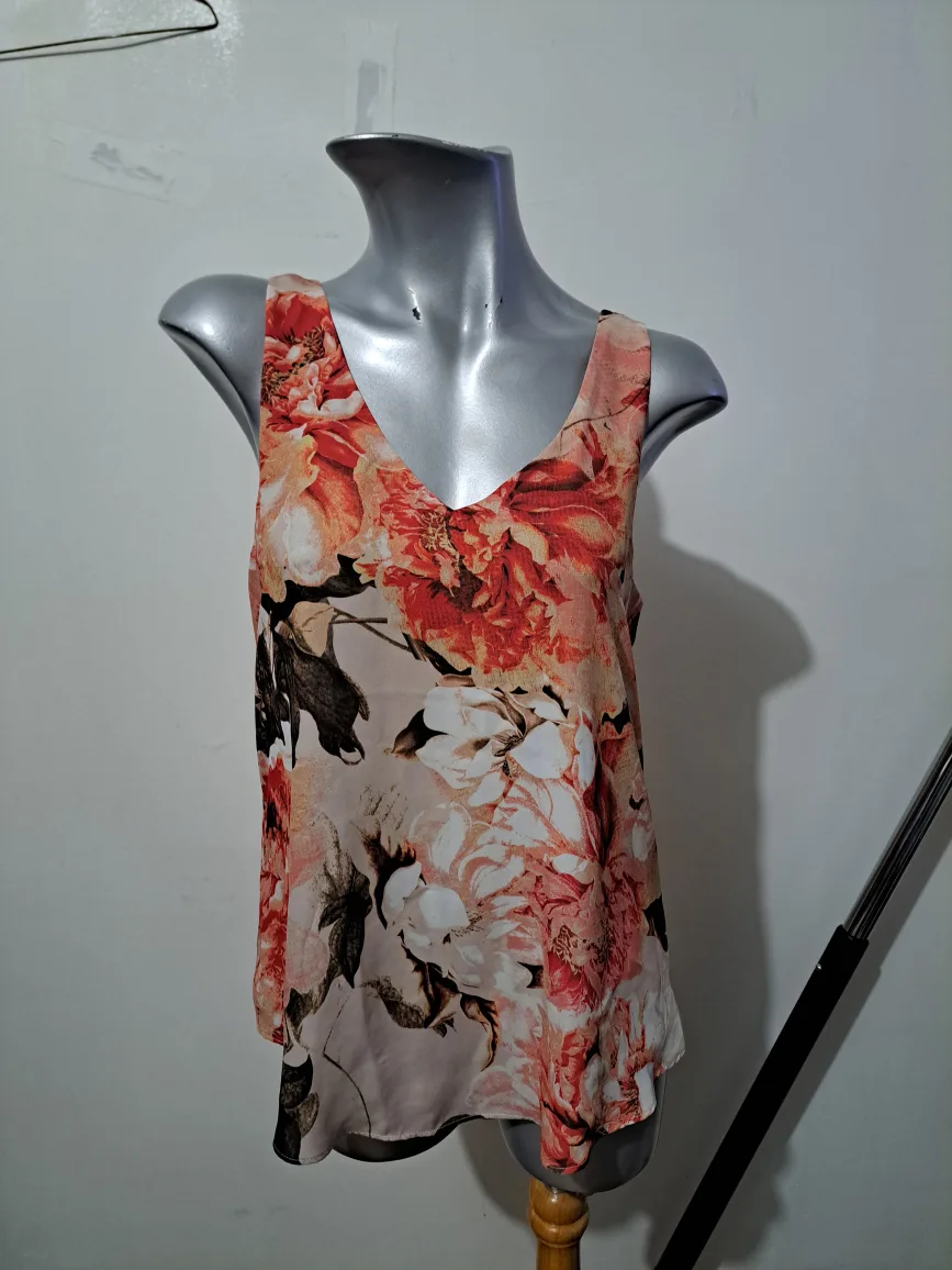 RW&CO. Floral Sleeveless top thumbnail