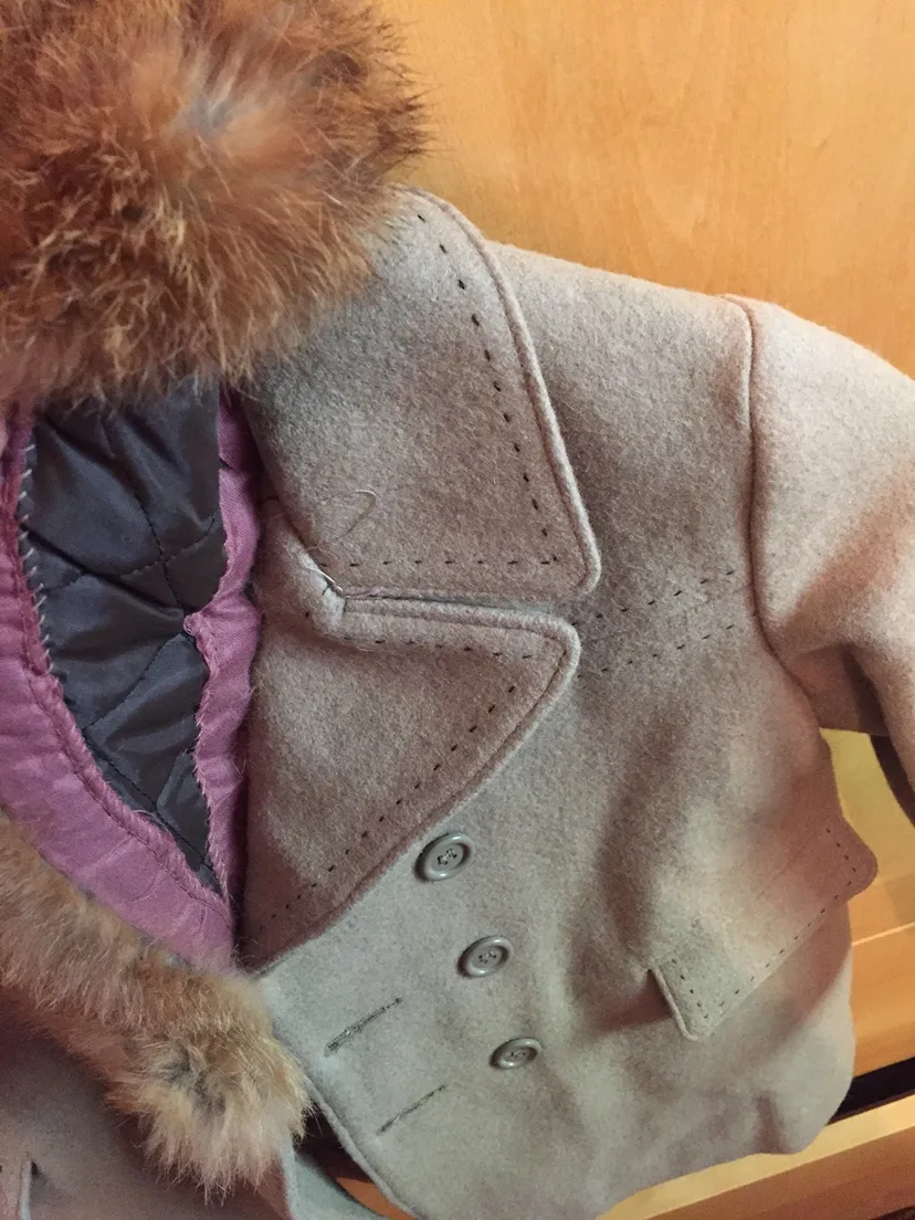 Vintage Toddler's Beige Wool Coat with Fur Trim image indicator(2)