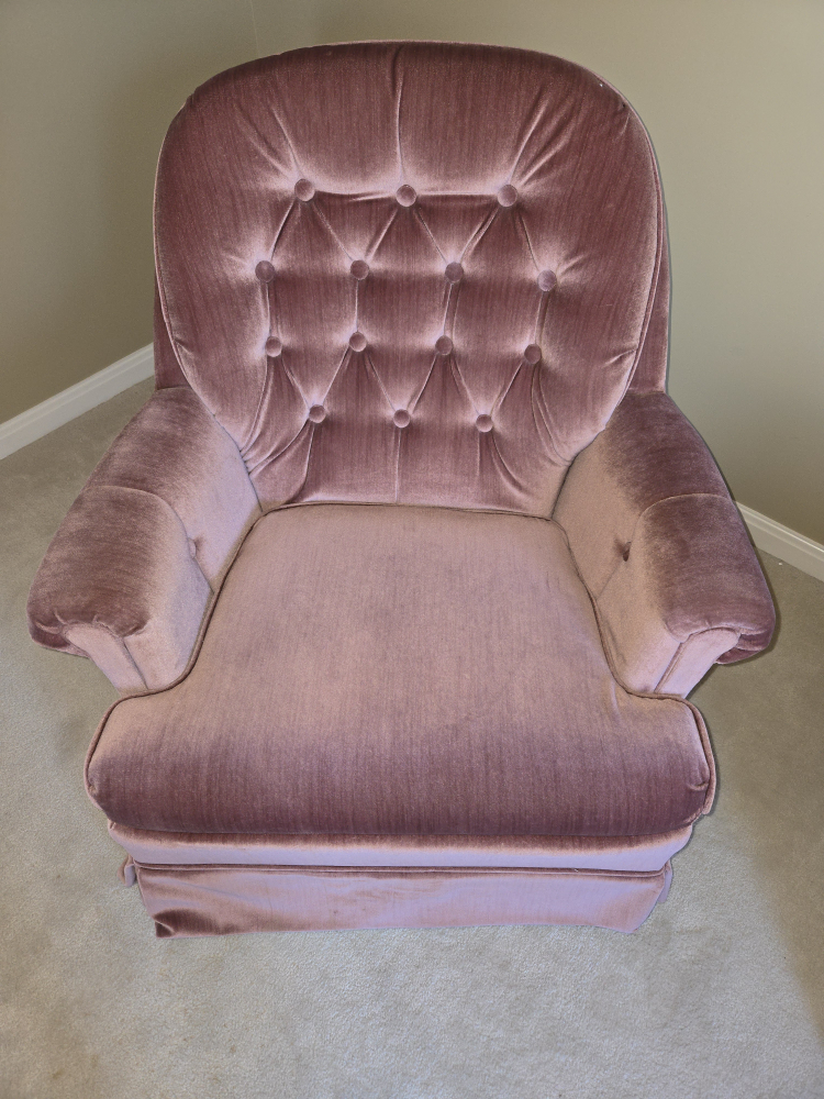 Pair of Vintage Pink Velvet Armchairs - photo 3