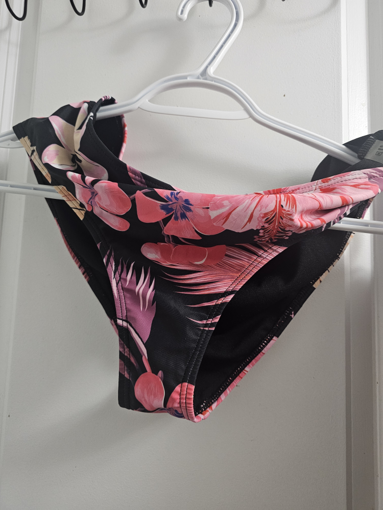 Floral Print Bikini with Sheer Cover-Up - photo 2