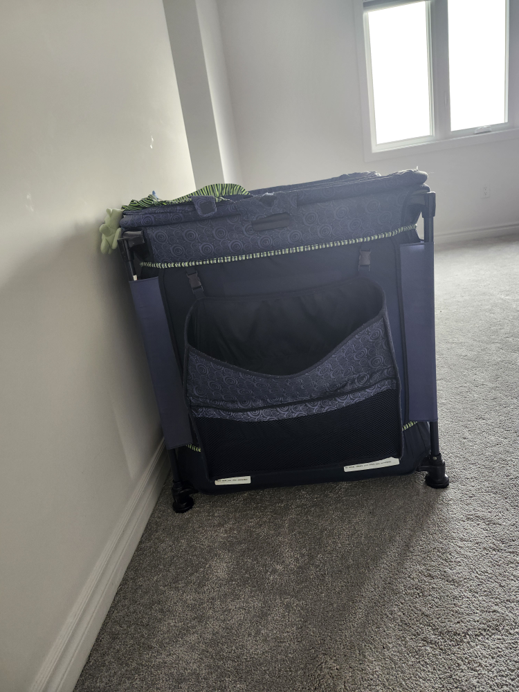 Fisher-Price Nursery Center Playard - photo 2