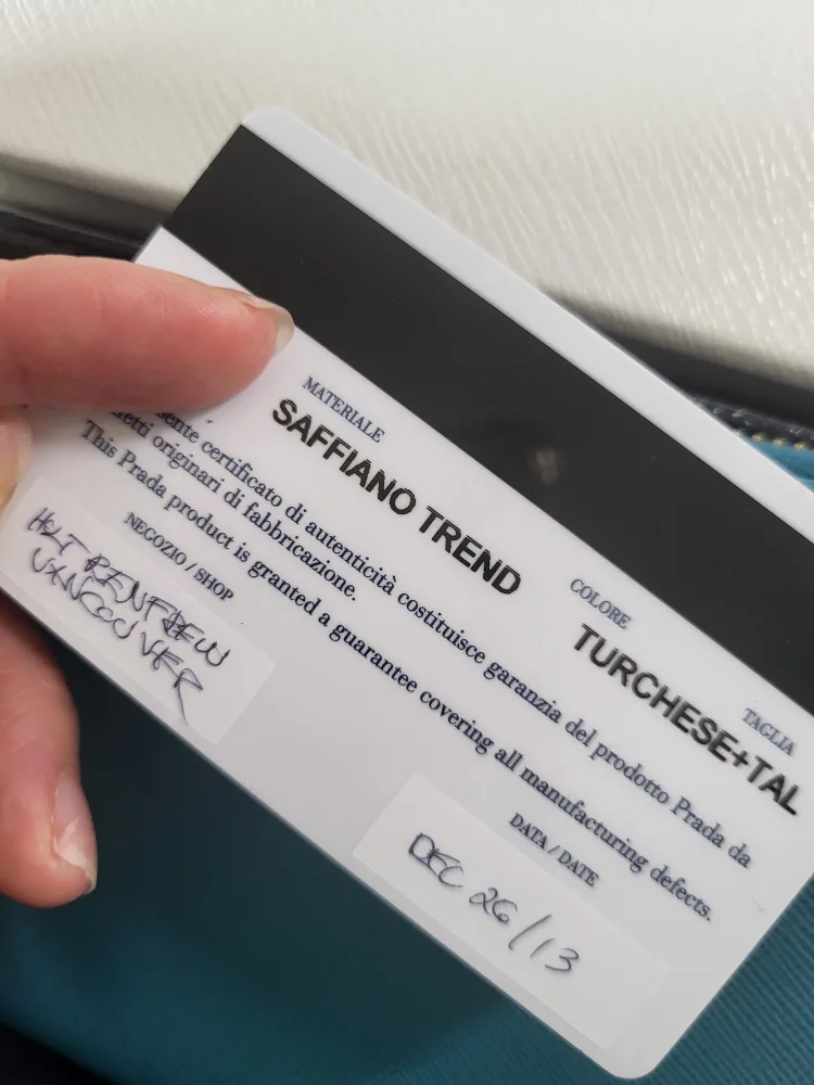 Authentic Prada Large Saffiano Wallet image indicator(6)