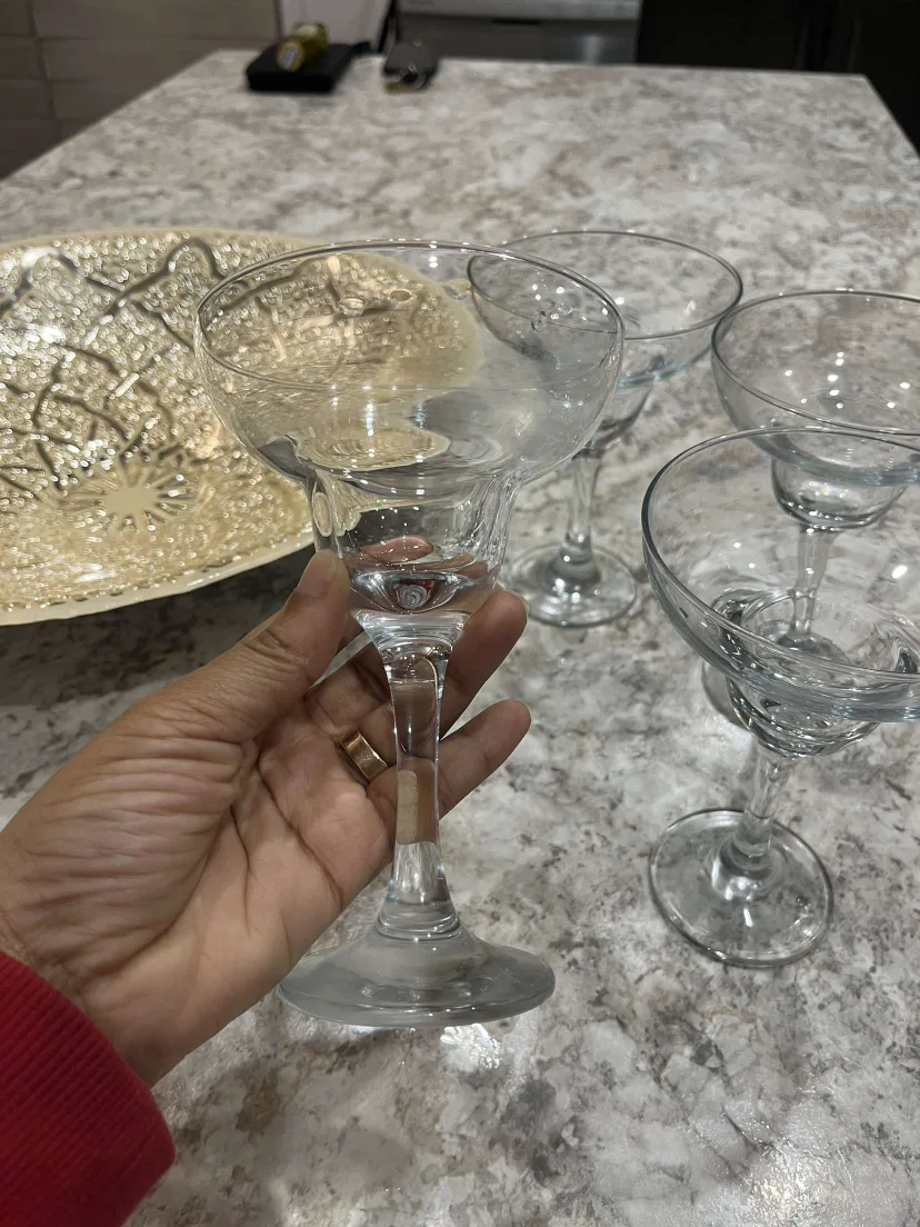 Set of 4 Margarita Glasses image indicator(2)