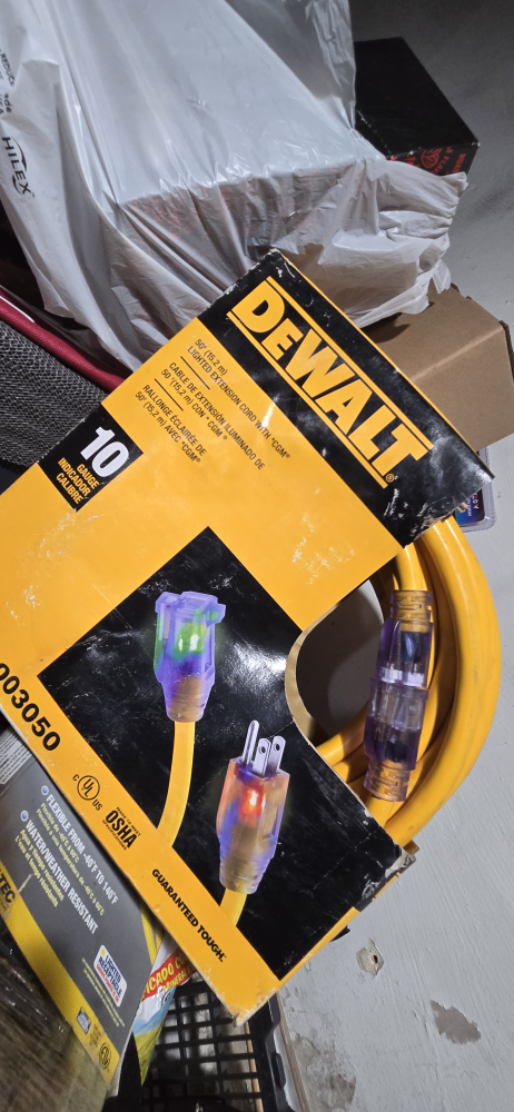 Dewalt 50ft 10 Gauge Lighted Extension Cord - photo 2