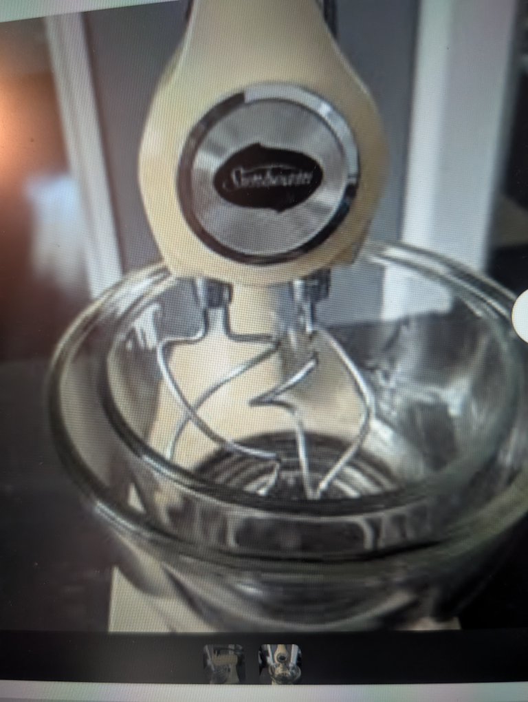 Vintage Sunbeam Mixmaster Stand Mixer - photo 2