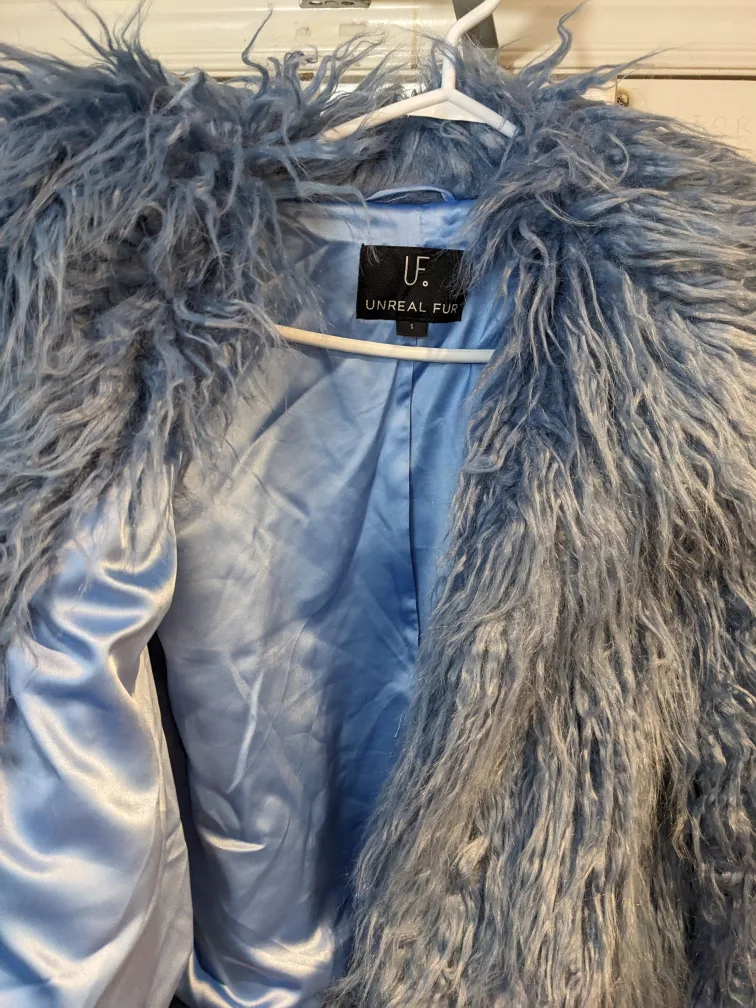 unreal fur jacket size small image indicator(7)