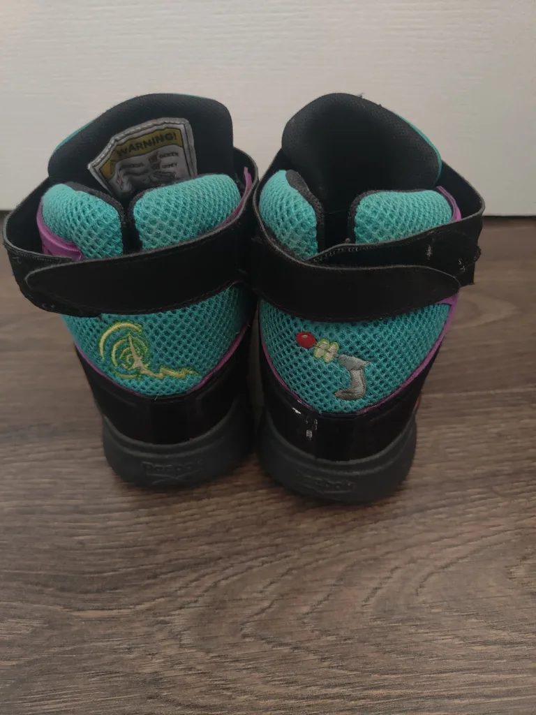 Reebok Instapump Fury Zone 2022 Limited Edition Looney Tunes image indicator(2)